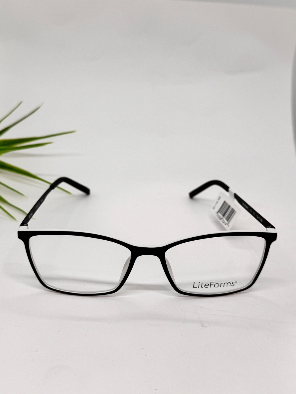 LiteForms LF 3001 Black/White Geometric Eyeglasses Frame/Size 53-15-138/NWT.